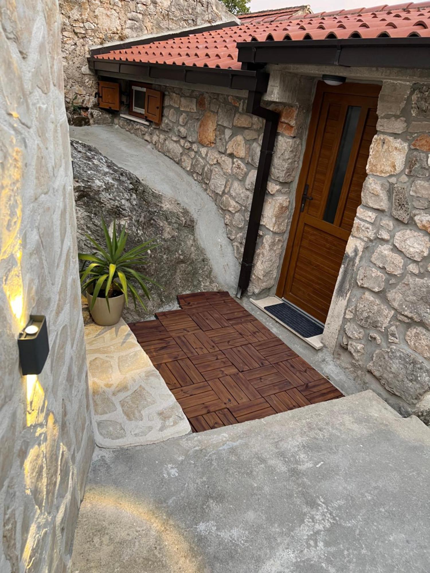 Kuna Pelješka Monte Cristo Wines & Rooms מראה חיצוני תמונה